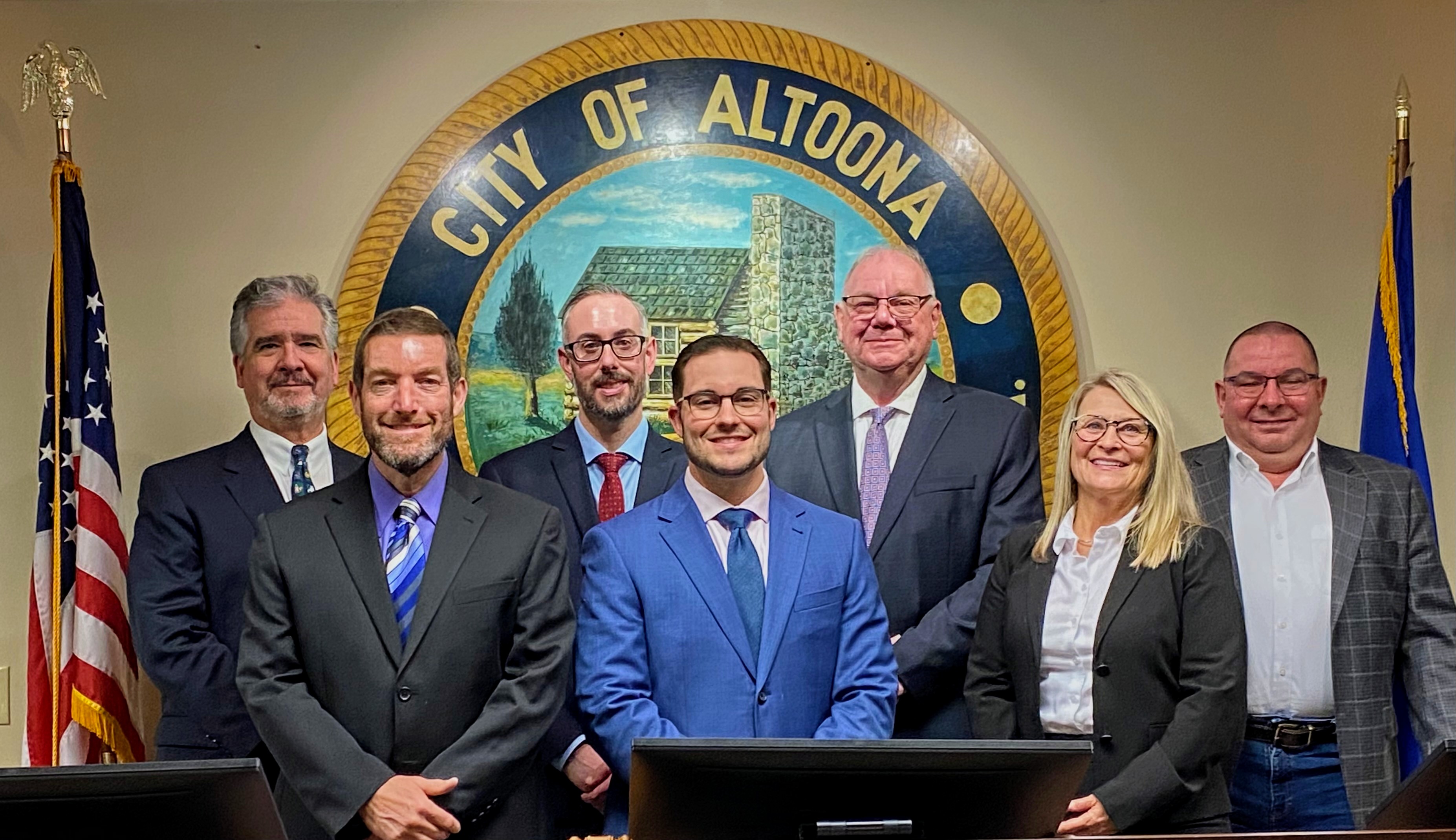 A group picture of 2024 City Council members