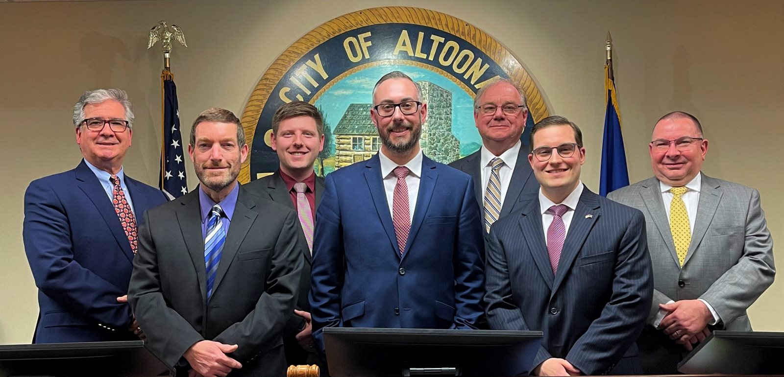Group picture of City Council members 2022: Front Row: Councilman Dave Butterbaugh, Mayor Matt Pacifico, Vice-Mayor Jesse Ickes; Back Row: Councilman Bruce Kelley, Councilman Joe Carper, Councilman Dave Ellis, Councilman Ron Beatty